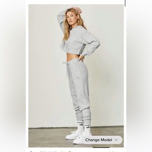 Alo Yoga Muse SET = Sweatpants + Cropped Hoodie. Size S, EUC